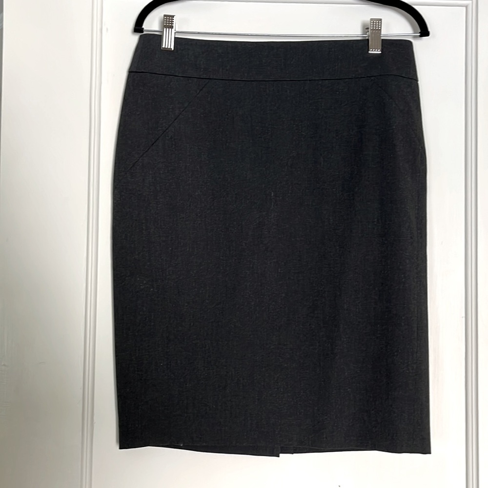 Loft pencil skirt